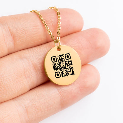 Personal Video QR Necklace - Powered by Qubio