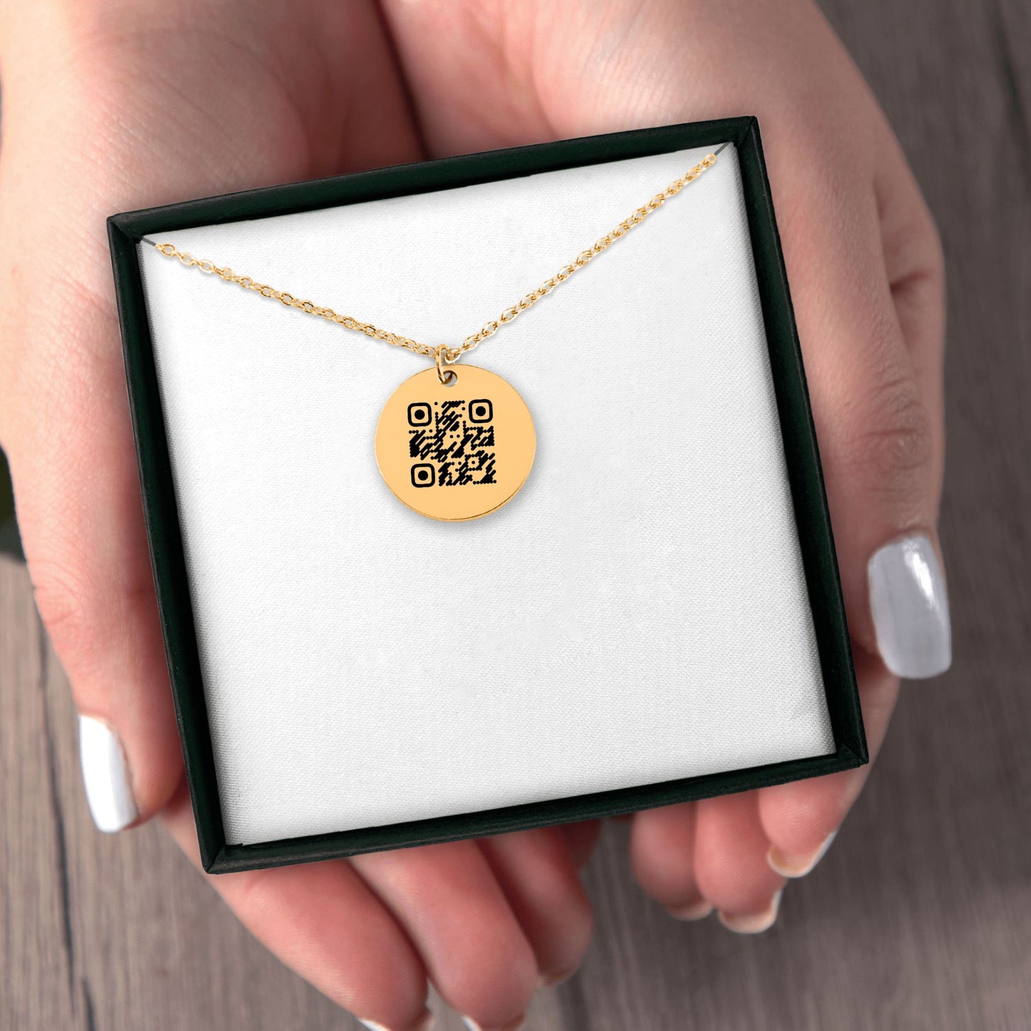 Personal Video QR Necklace - Powered by Qubio
